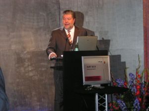 Ministerpräsident Kurt Beck bei der Laudatio
